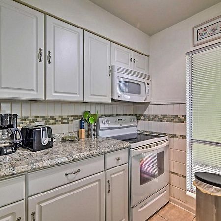 Breezy Corpus Christi Condo With Deck And Fishing Dock Esterno foto